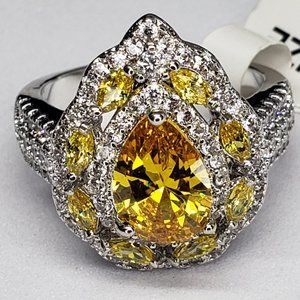 💎Stunning Pear Shaped Yellow Sapphire Fashion Ring Adorned with Pave Stones